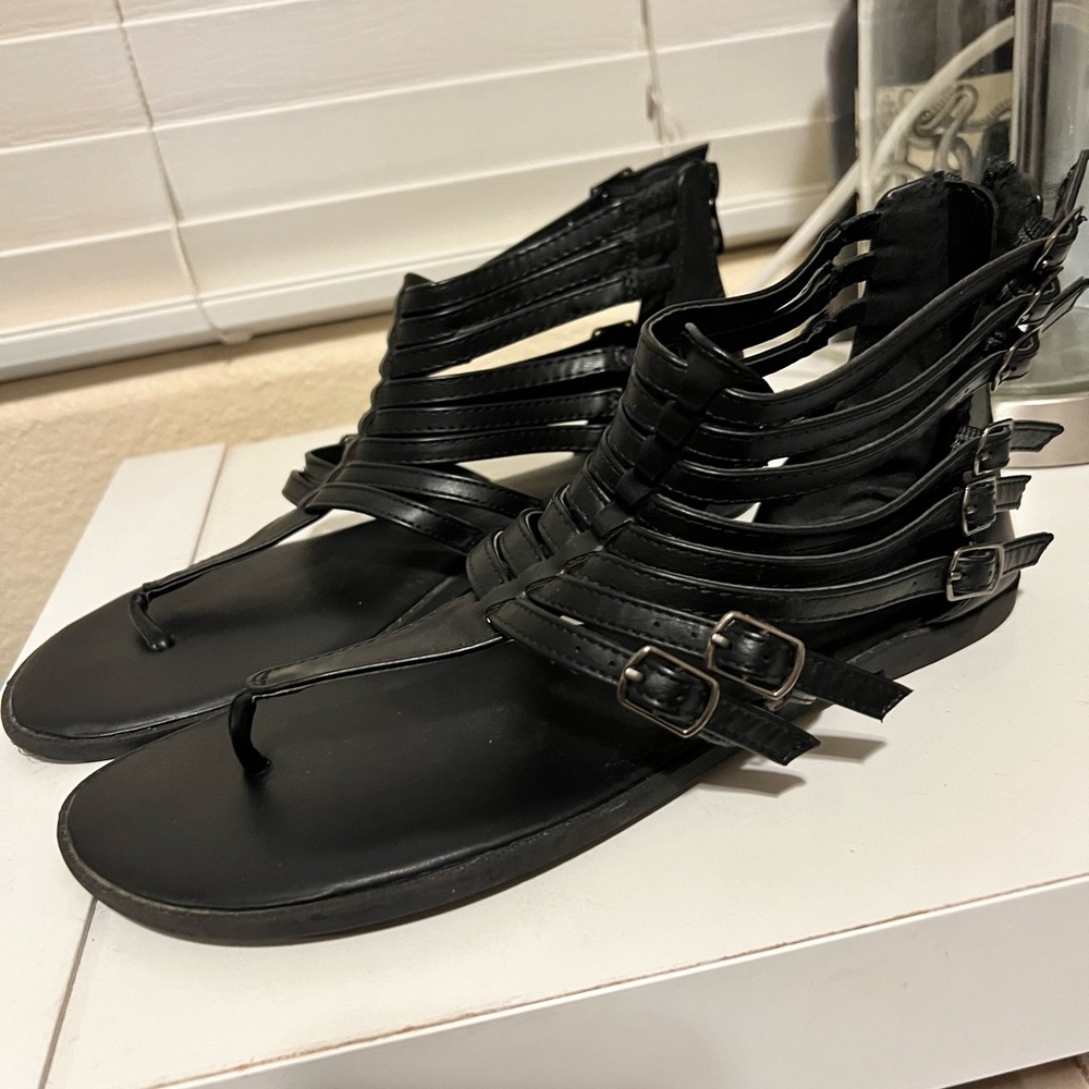 Torrid | Gladiator Black Sandals | Size 9